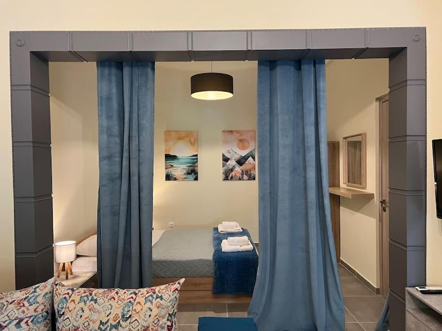 Spacious And Beautiful House Pireu Exterior foto