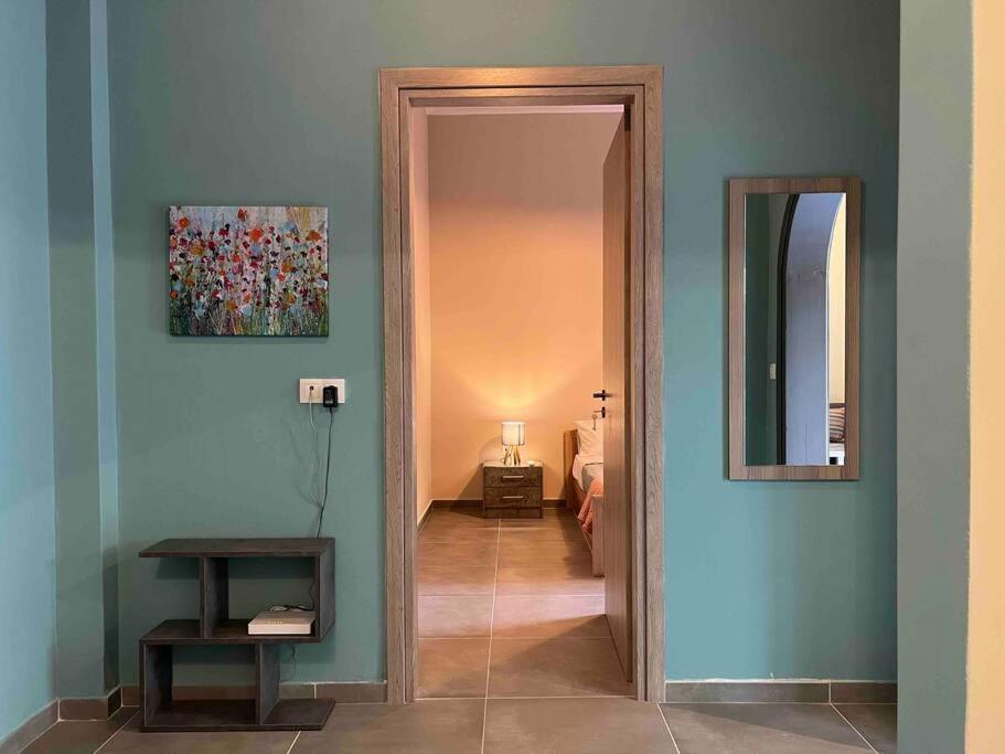 Spacious And Beautiful House Pireu Exterior foto
